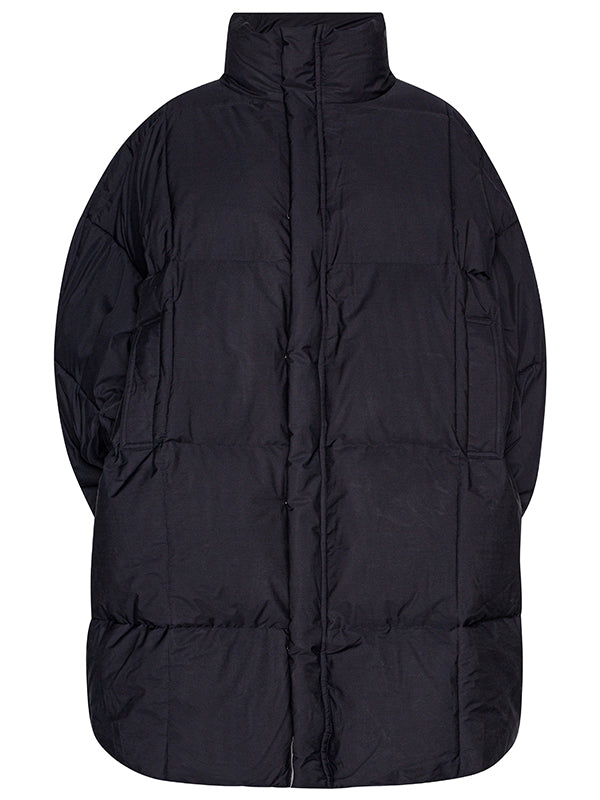 Henrik Vibskov │ AW24 Duvet Coat in Black │ Henrik Vibskov Boutique