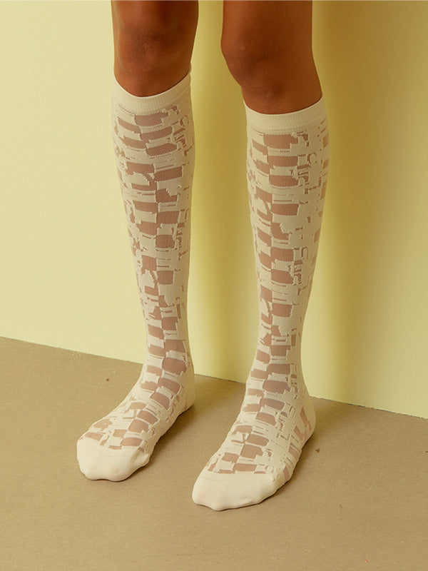 Henrik Vibskov - Unboxing socks femme in transparent white - 2