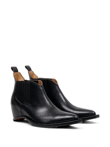 Maison Margiela Heel-Less Western Chelsea Boot 45mm black, pair at three-quarter angle showing pull tab at counter, ribbed elastic side panel, and tan leather lining