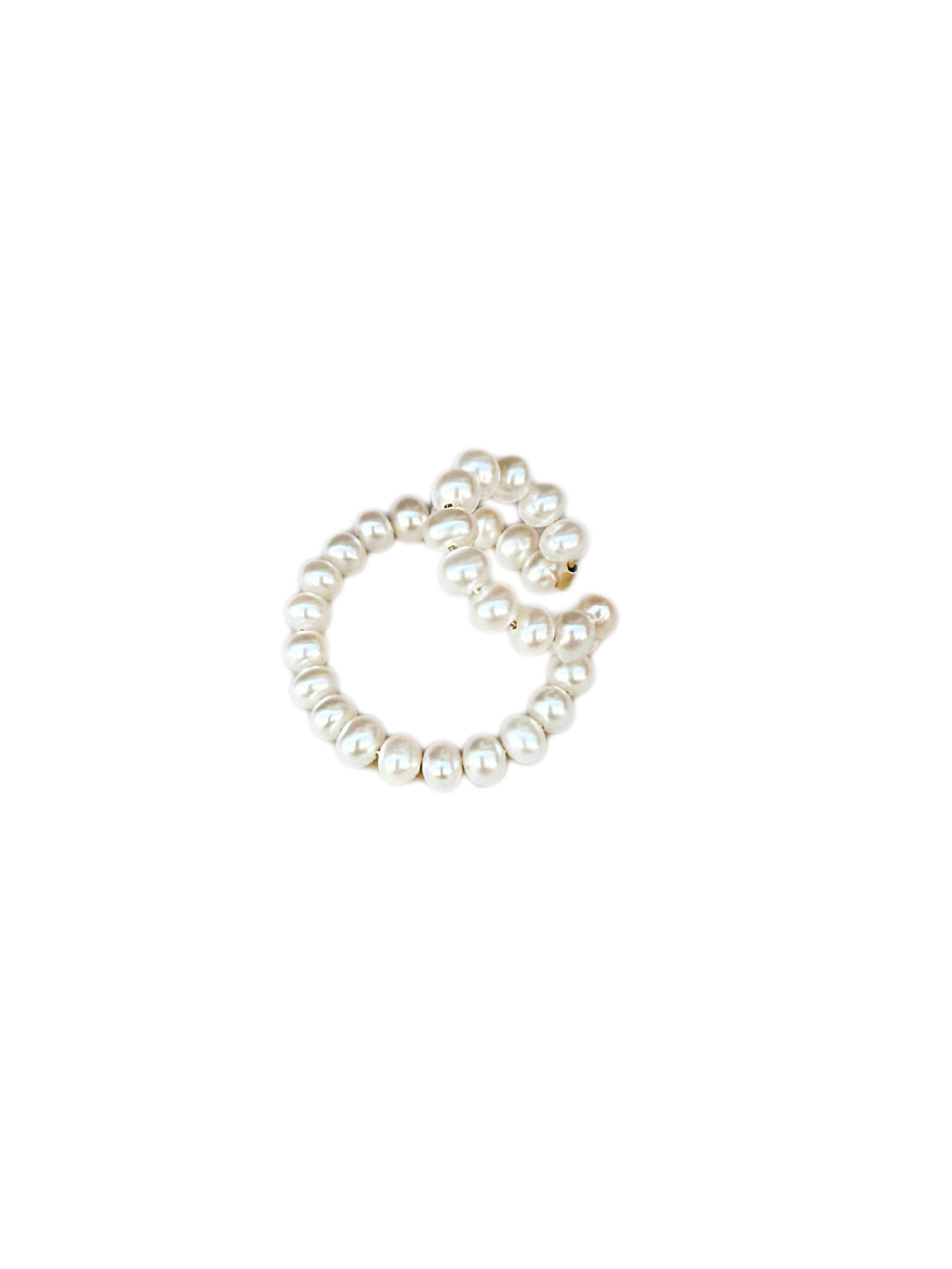 Packshot of the Pearl Earcuff Double in Pearl from the Saskia Diez Spring Summer 2026 collection, showing the double pearl earcuff design.