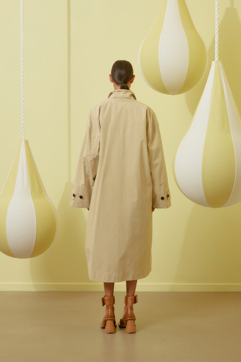 Henrik Vibskov - Notice coat in desert beige - 9