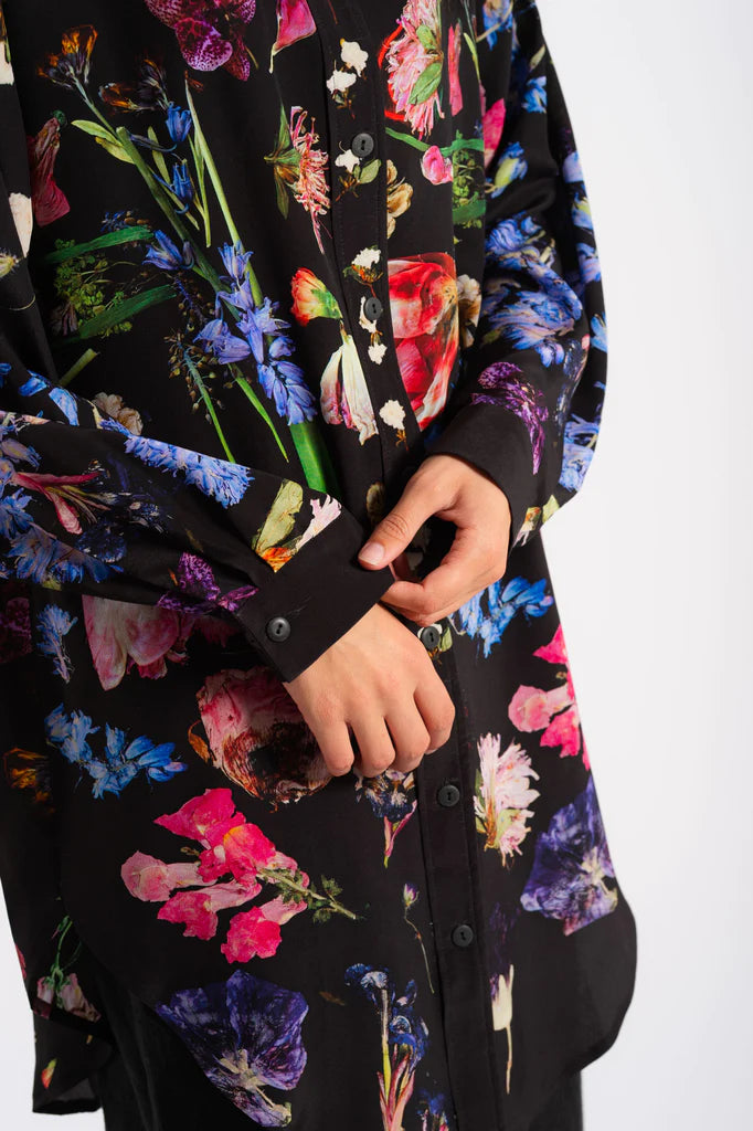 Anntian │ Big Shirt in Print I-Pressed Flowers