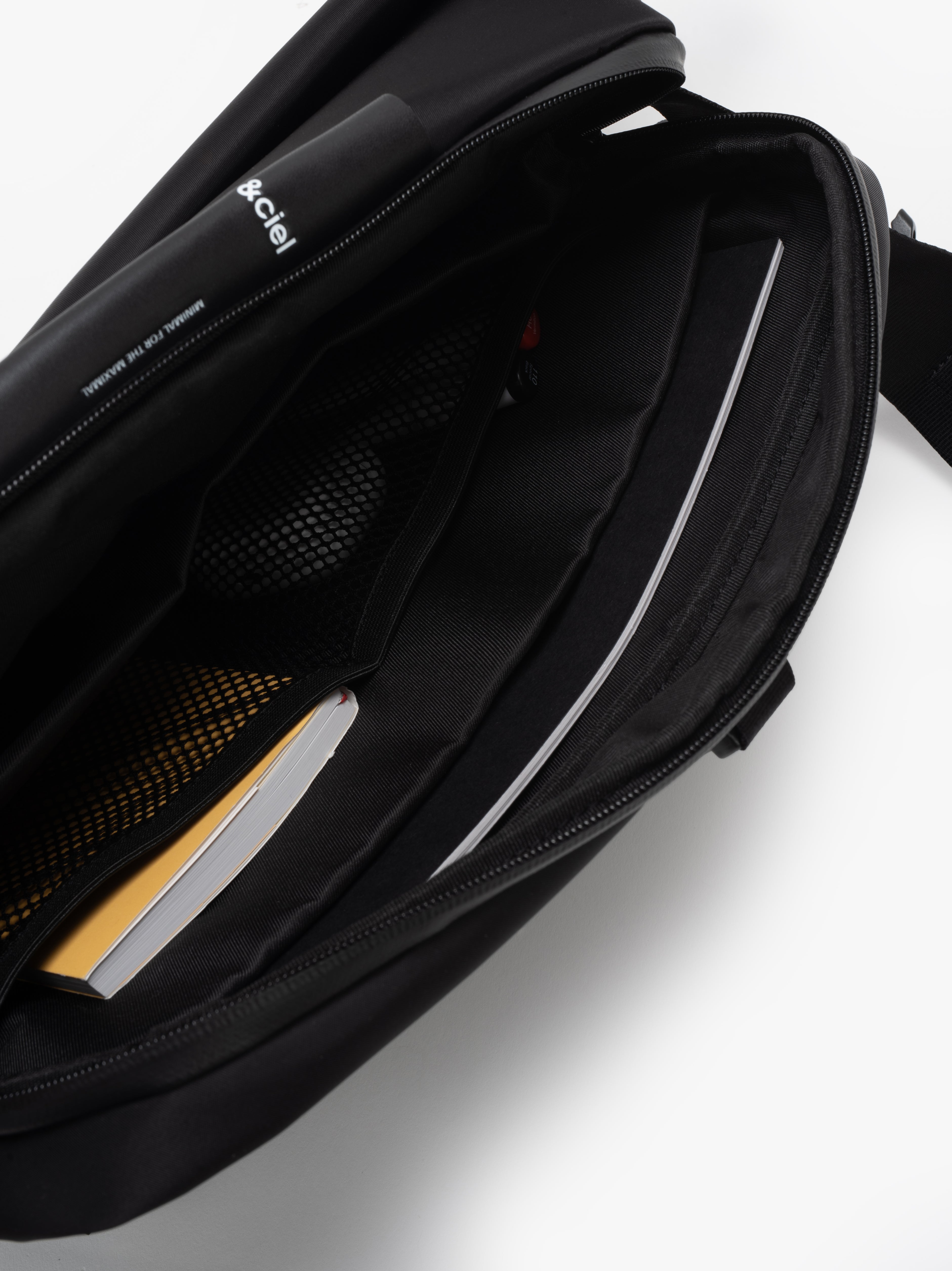 Isarau L Sleek Black - Black-[-Côte&Ciel-9