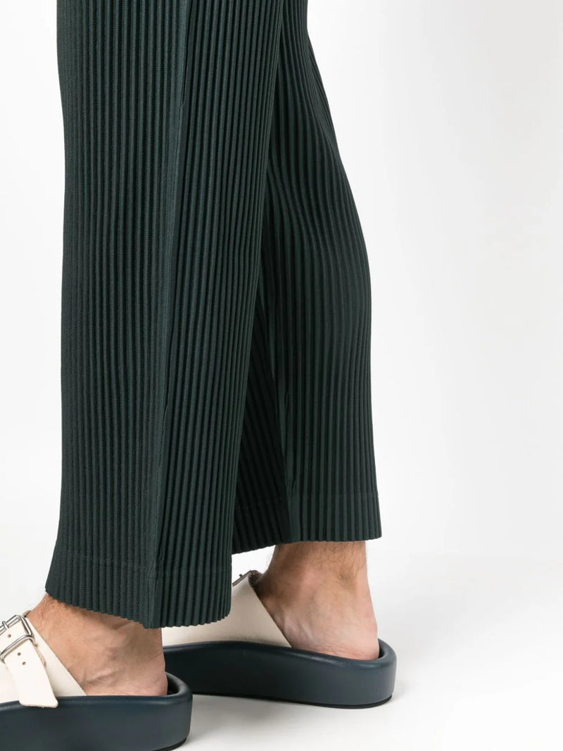 Issey Miyake Homme Plisse │ Wide Crop Pleated Pants in Dark Green