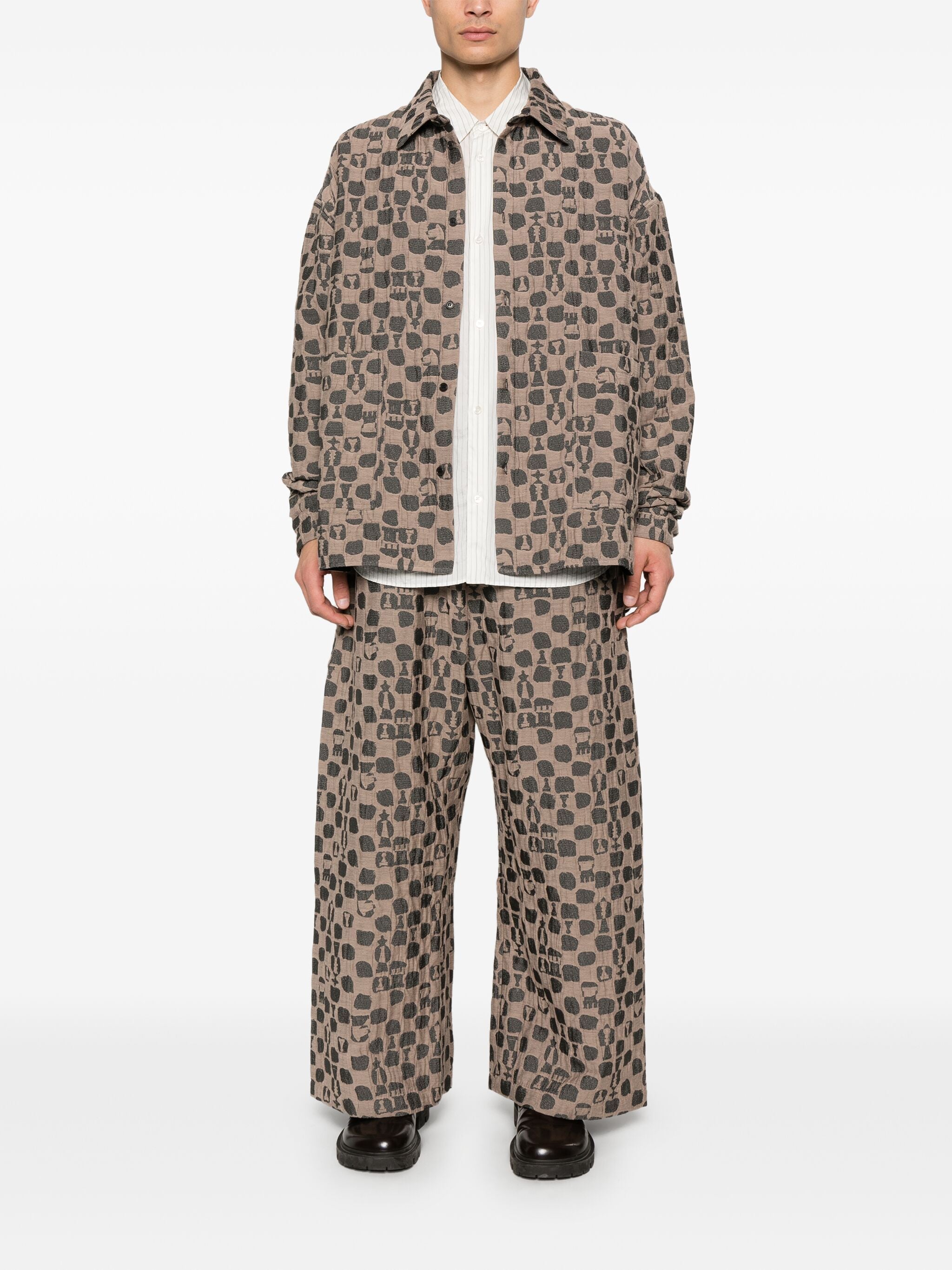 Henrik Vibskov Big shirt in brown black chess print - model