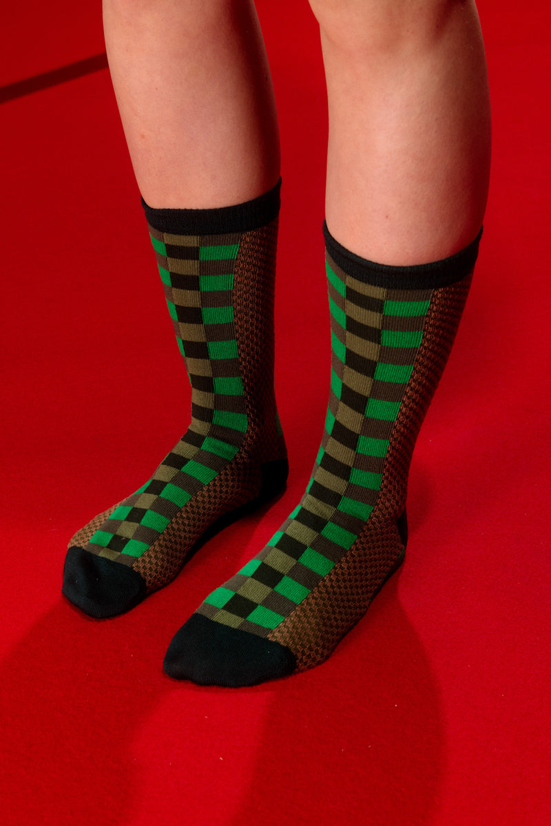 Henrik Vibskov - Block wool socks femme in green - 2