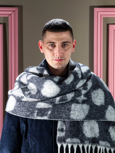 Henrik Vibskov - Chess Wool Scarf in White Black Chess