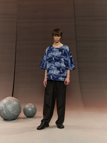 Dart Tee in Fishes Blue from Henrik Vibskov