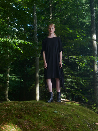 Knuckle Long Tee in Black from Henrik Vibskov