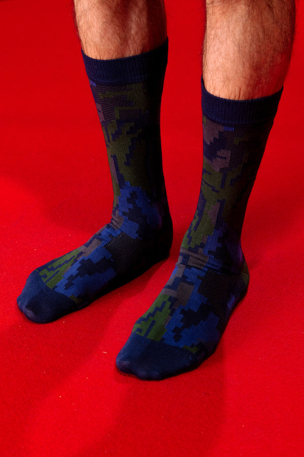 Henrik VIbskov - Pixelated Tomato socks homme in dark blue - 2
