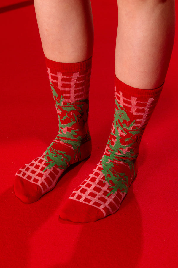 Henrik Vibskov - Risp Tomato socks femme in pink and green grid print - 2