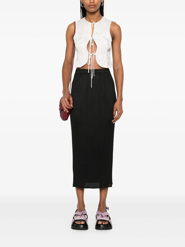SS25 Basic Skirt in Black from Issey Miyake Pleats Please