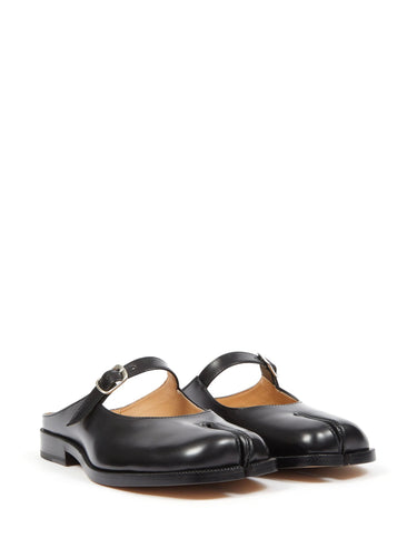 Maison Margiela - Tabi sandals in patent black - 2