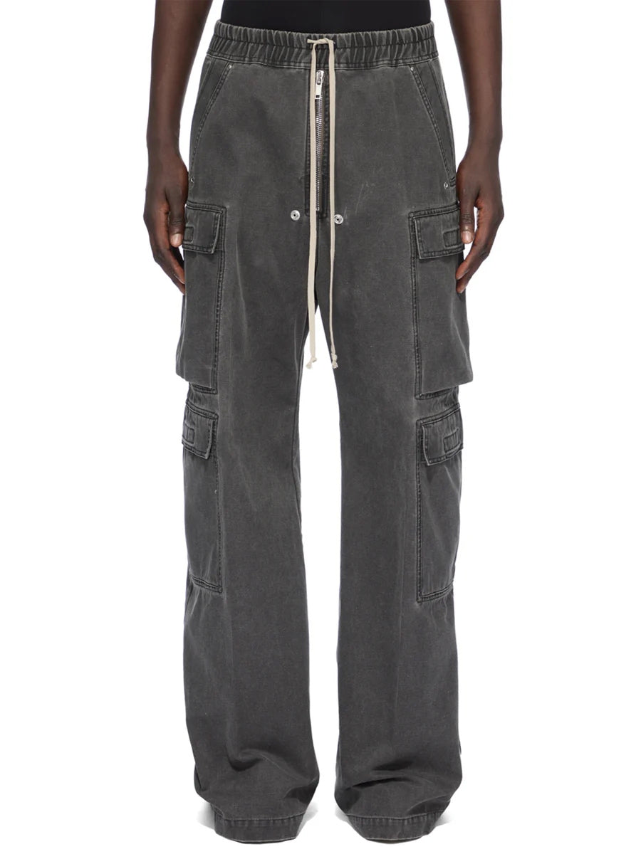 Rick Owens DRKSHDW Double Cargo Jumbo Belas in Gravel worn from the front, showing the oversized full-length fit and multiple cargo pockets.