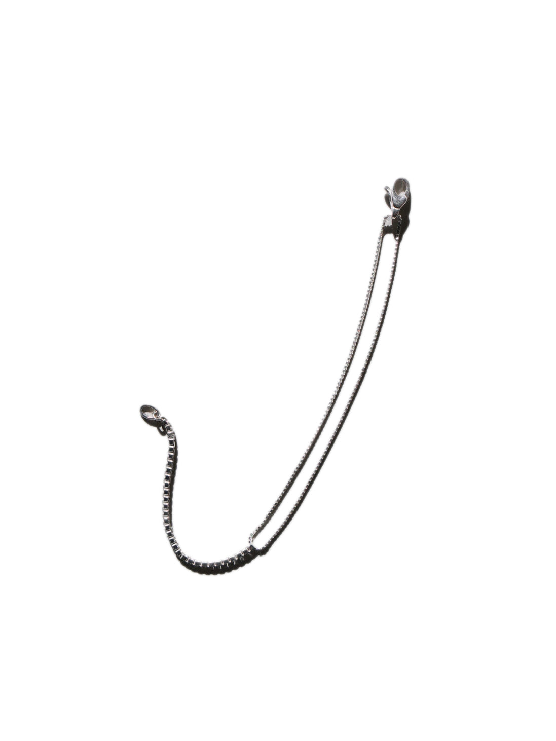 Packshot of the Fringe Mixed Bracelet in Silver from the Saskia Diez Spring Summer 2026 collection, shown closed to highlight the continuous box-chain design and refined silver finish.