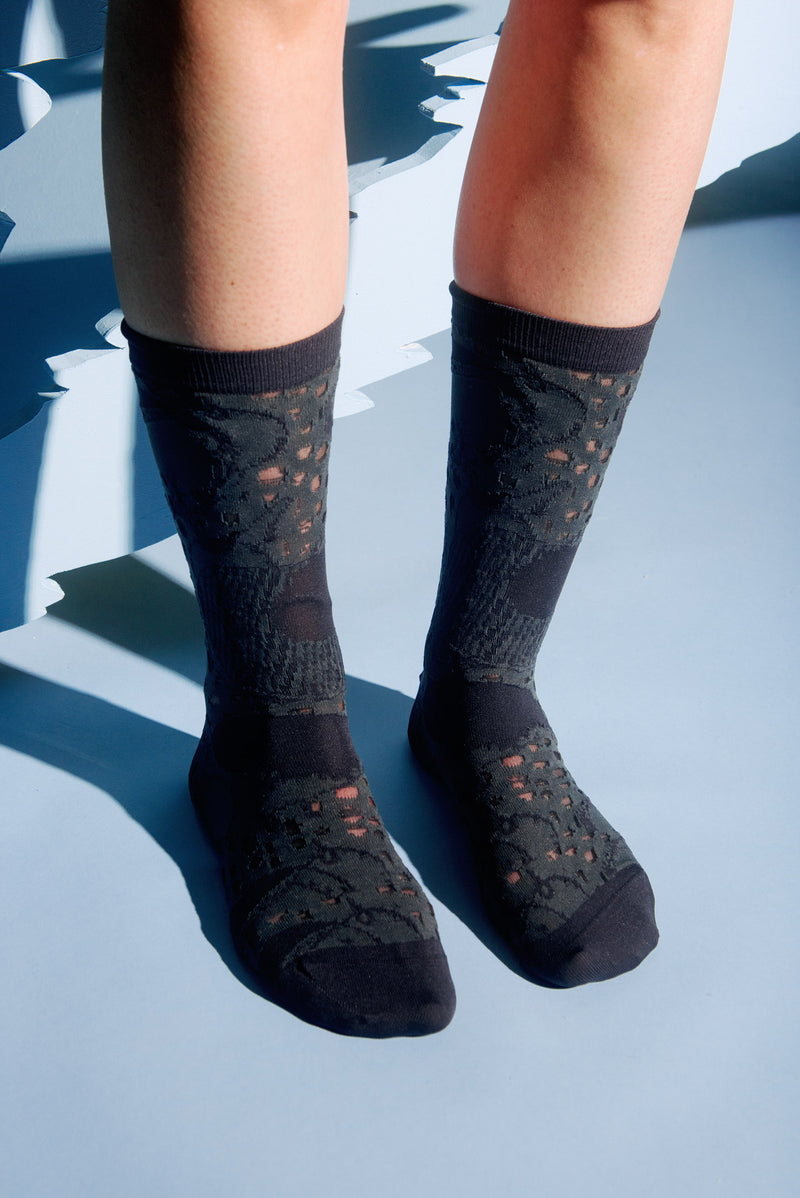 Henrik Vibskov Transparent Bird In Face socks for women in black - 2