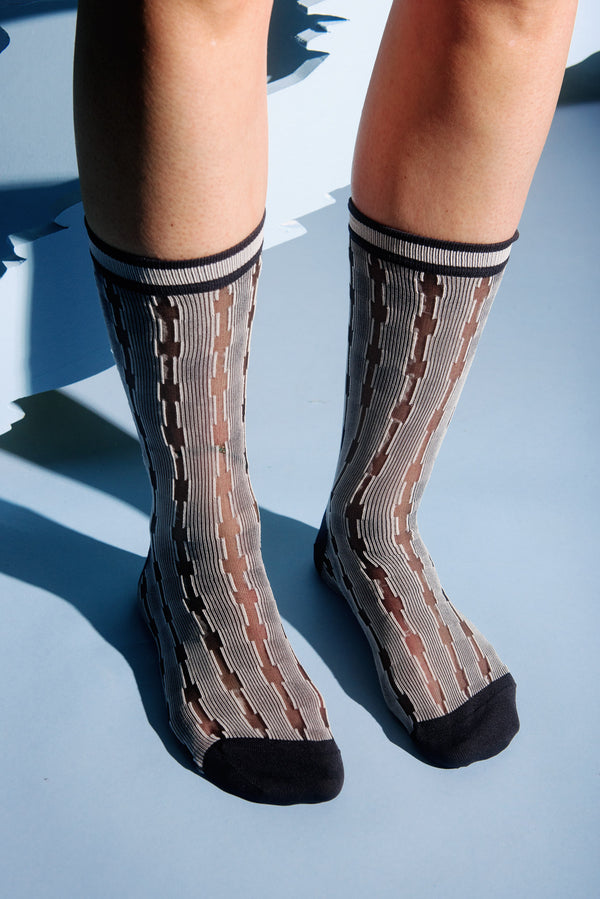 Henrik Vibskov socks for women - Paul Erik in black and white - 2
