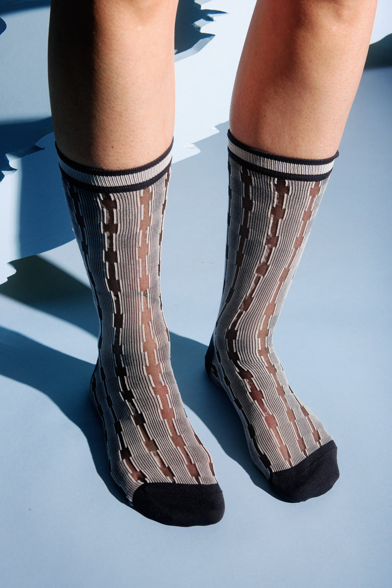 Henrik Vibskov socks for women - Paul Erik in black and white - 2