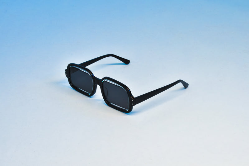 Henrik Vibskov Olga sunglasses in black - 2
